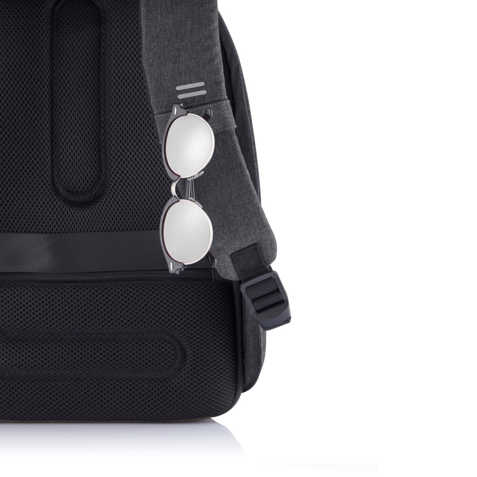 Купить Рюкзак XD Design Bobby Hero XL недорого в интернет-магазине XD ...