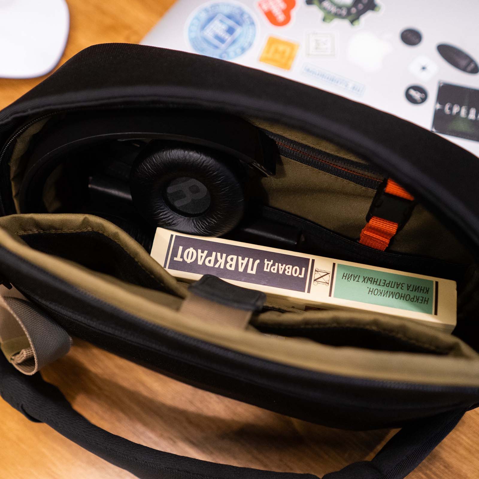 Купить Рюкзак для планшета до 9,7 дюймов XD Design Bobby Sling недорого ...