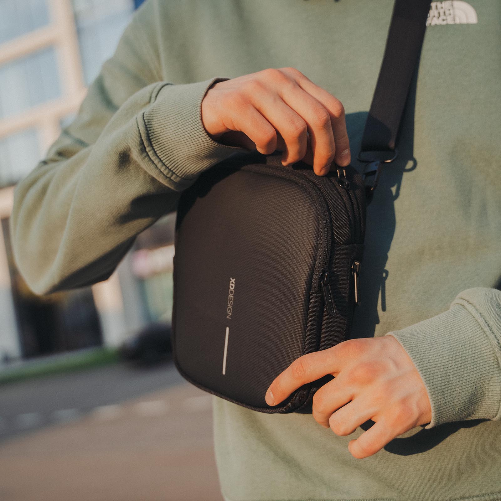 Купить Сумка через плечо XD Design Boxy Sling недорого в интернет ...